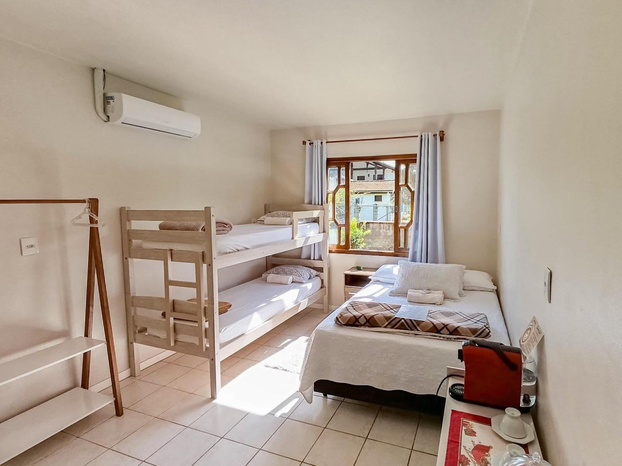 Quarto Aconchego 345 Ao Lado Alles Park Pomerode Eksteriør bilde